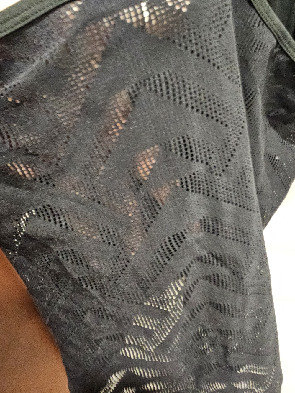 Under Armour Black Racerback Performance Tank - Picture 3 of 3